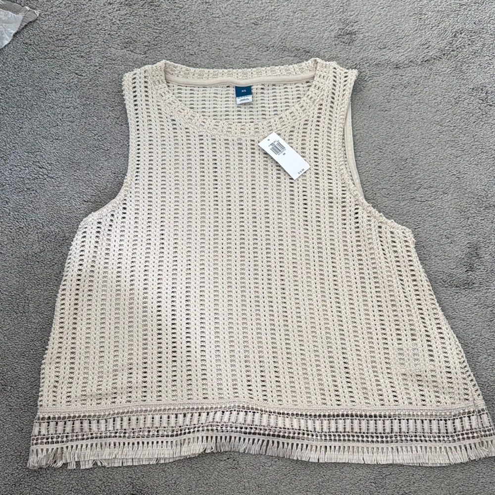 Old navy. Women's Cream Sleeveless Knit Top